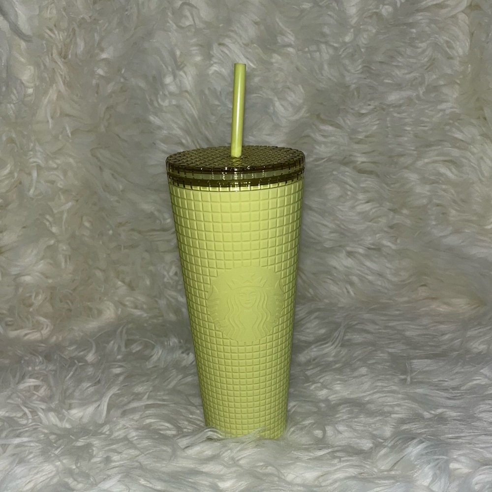 Starbucks Tumbler New 2023- Meadow Yellow Soft Touch 24oz Venti Cold Cup Matte